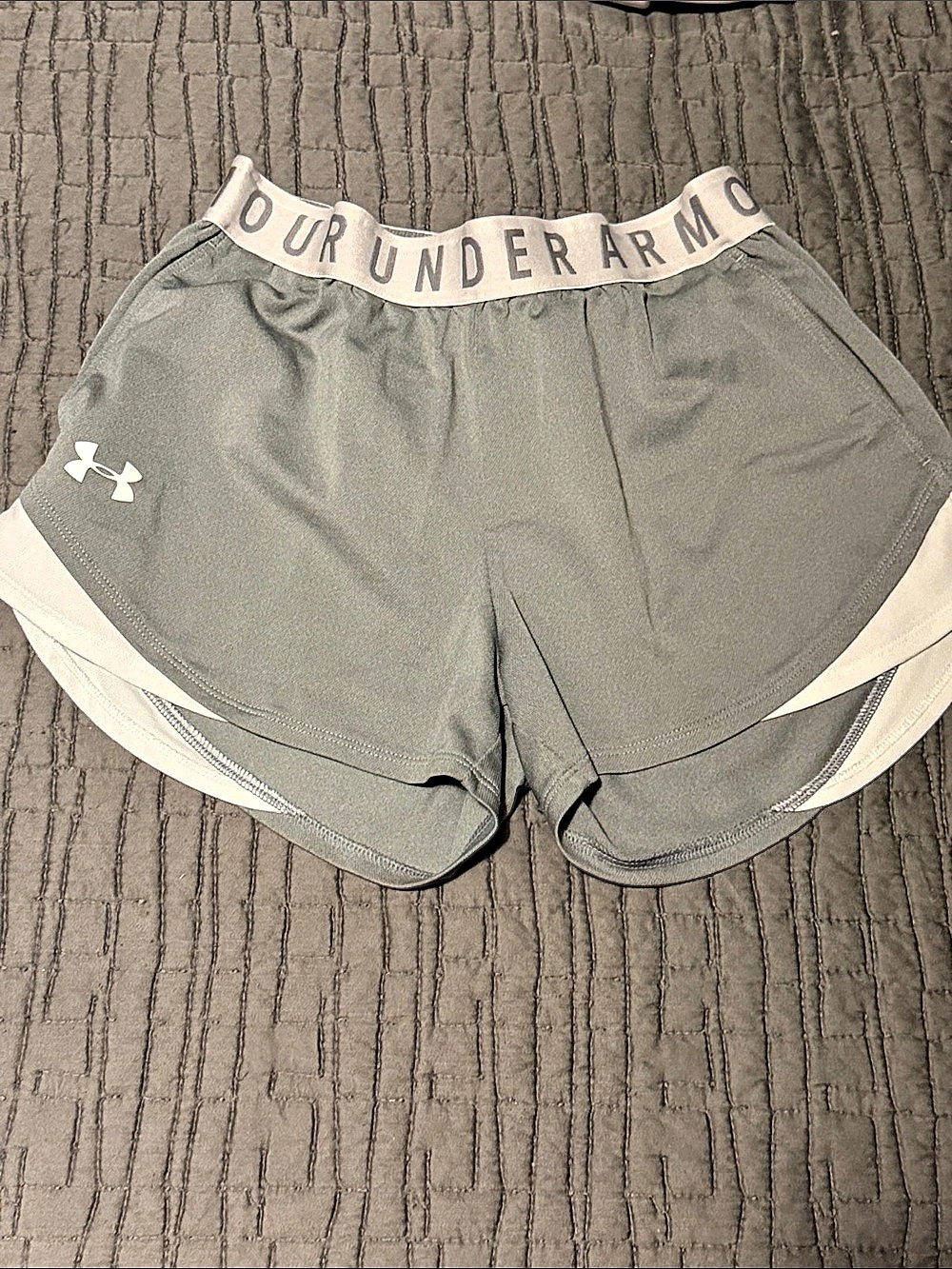 Under Armour UA Tech Play Up Shorts Gray & White